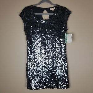 Belle de Jour Sequin Tunic Top